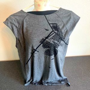 Women’s Nike work out Tshirt